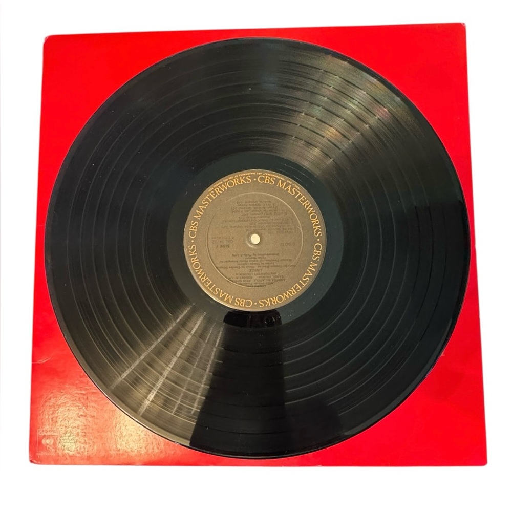 Annie A New Musical Vinyl Record - Picture 2 of 9